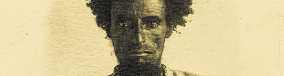 La fotografia coloniale e le raccolte biografiche: un inedito incontro. I ritratti dei “capi eritrei” del capitano Errardo di Aichelburg (1898-1903)